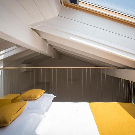 Hotel Ponti&Ponti Angera Kültér fotó
