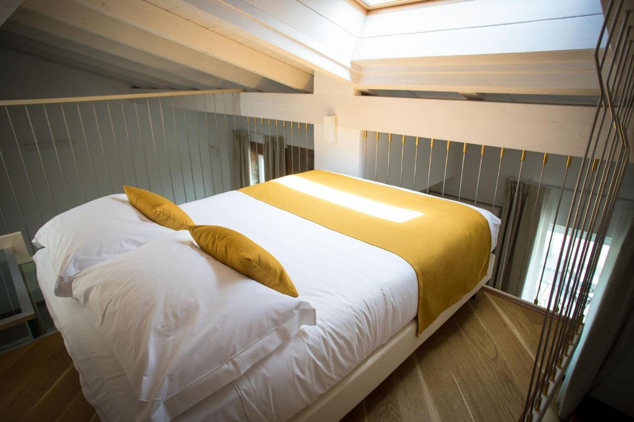 Hotel Ponti&Ponti Angera Kültér fotó