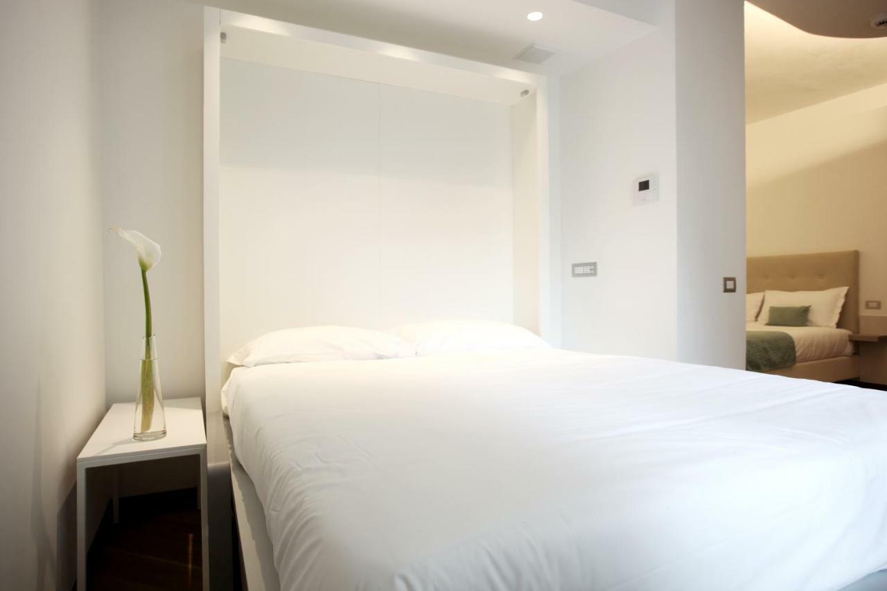 Hotel Ponti&Ponti Angera Kültér fotó