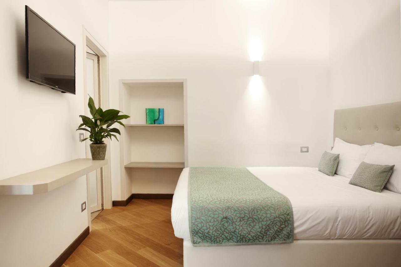Hotel Ponti&Ponti Angera Kültér fotó