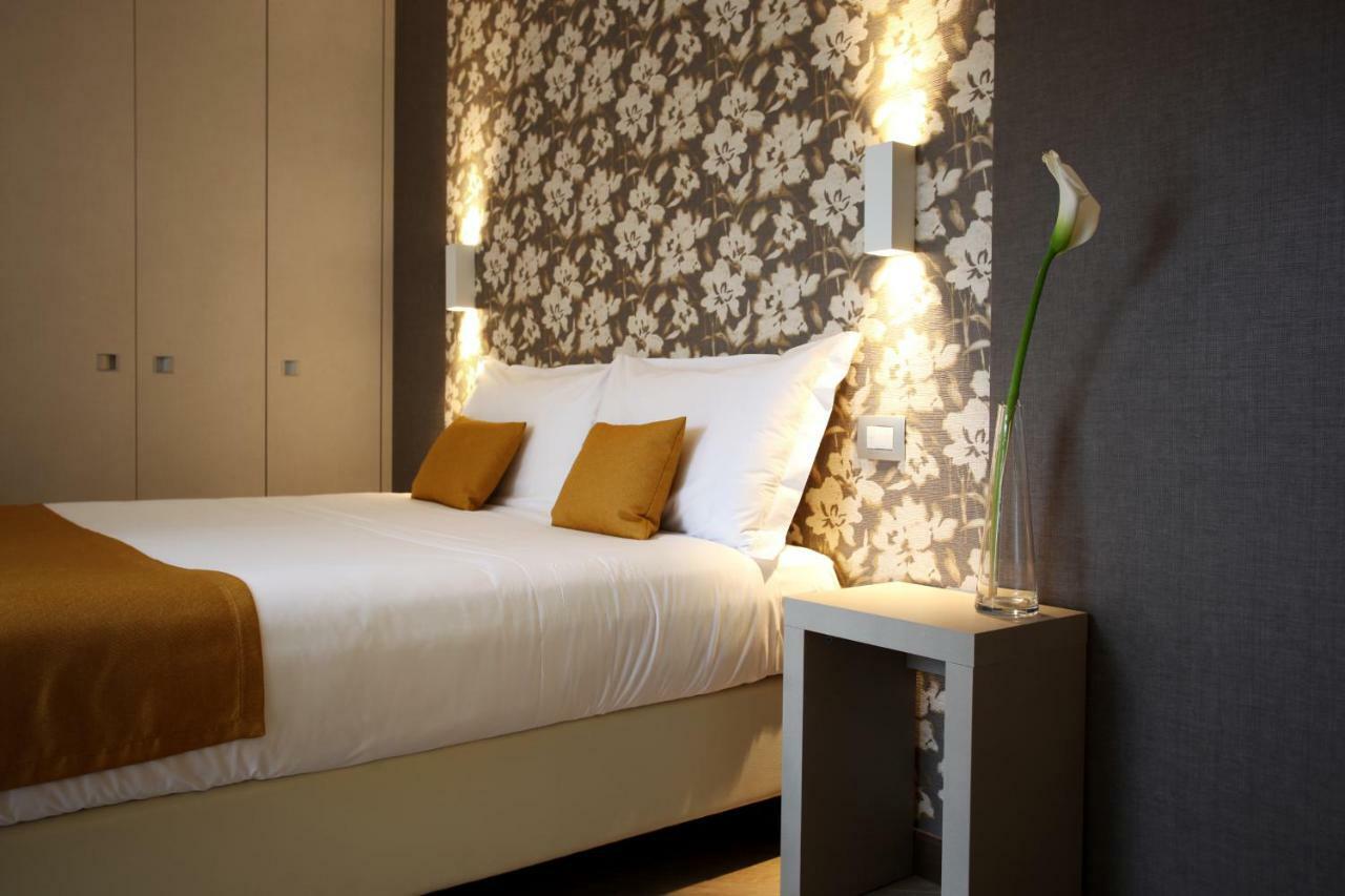 Hotel Ponti&Ponti Angera Kültér fotó